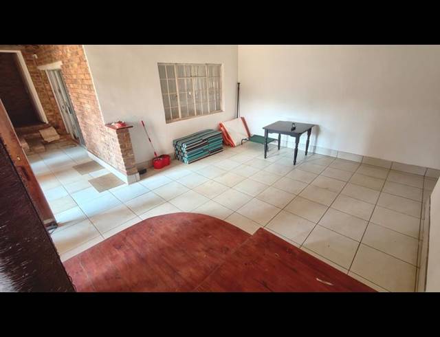 4 BEDROOM HOUSE FOR SALE IN VAAL MARINA
